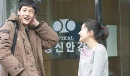 剧场前完整版在线观看,一场视觉与情感的盛宴