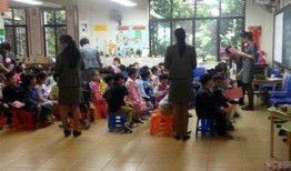 杭州小学爆料事件最新情况,真相逐步浮出水面，家长教师关系紧张引关注
